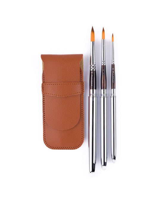 Set completo de 3 pinceles de viaje con estuche marrón